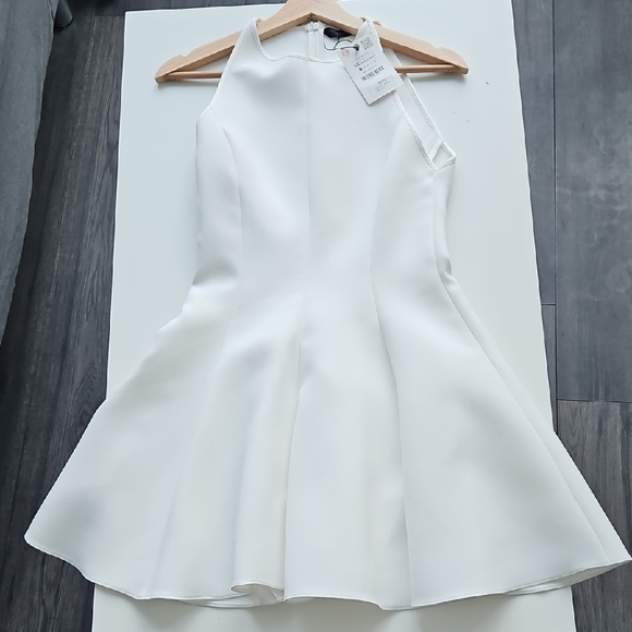 NWT Zara Elegant White Sleeveless Dress - Picture 3 of 8